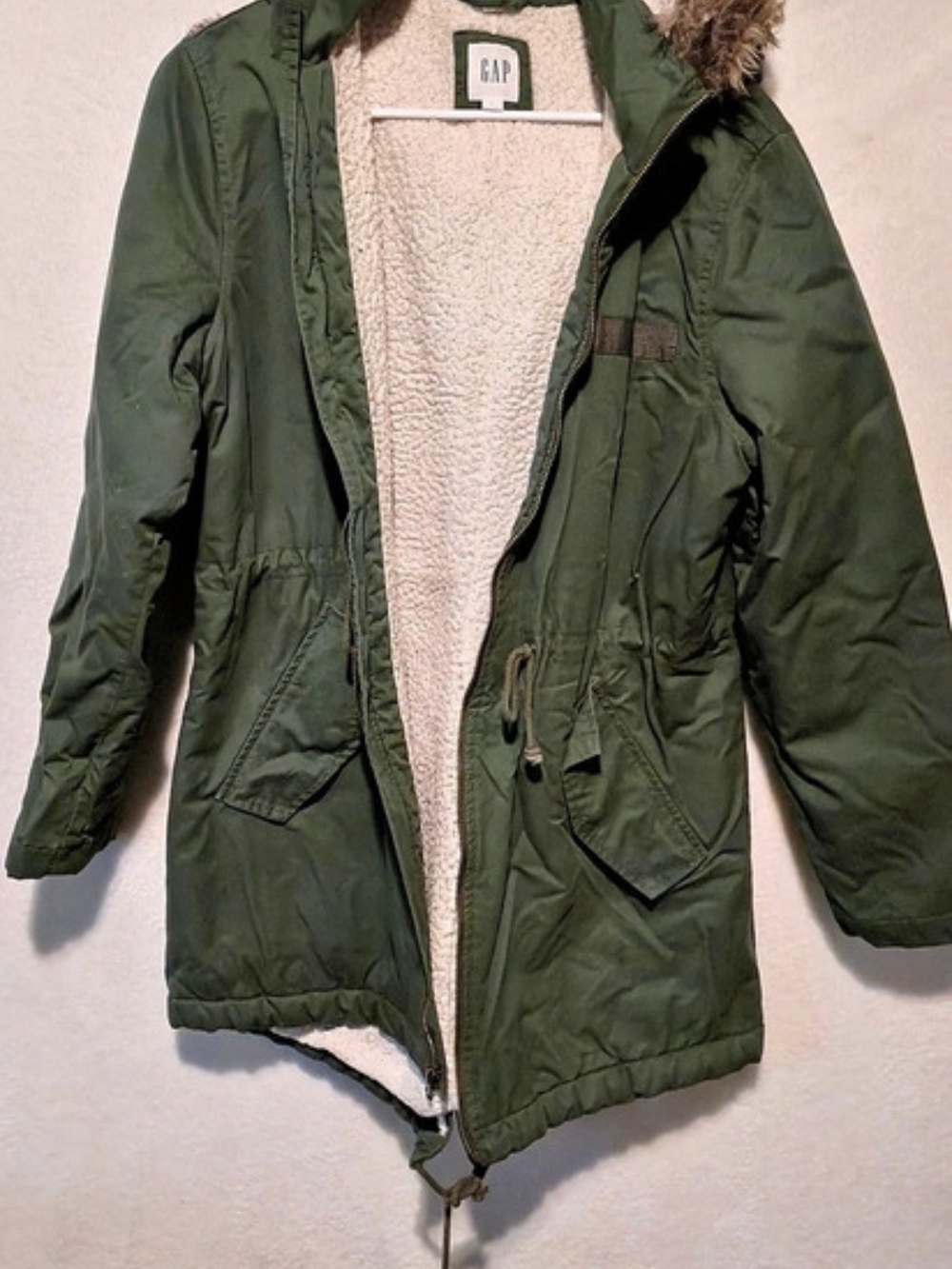 Gap Utility Sherpa-Lined Faux-Fur Hooded Parka Green & Brown Large
